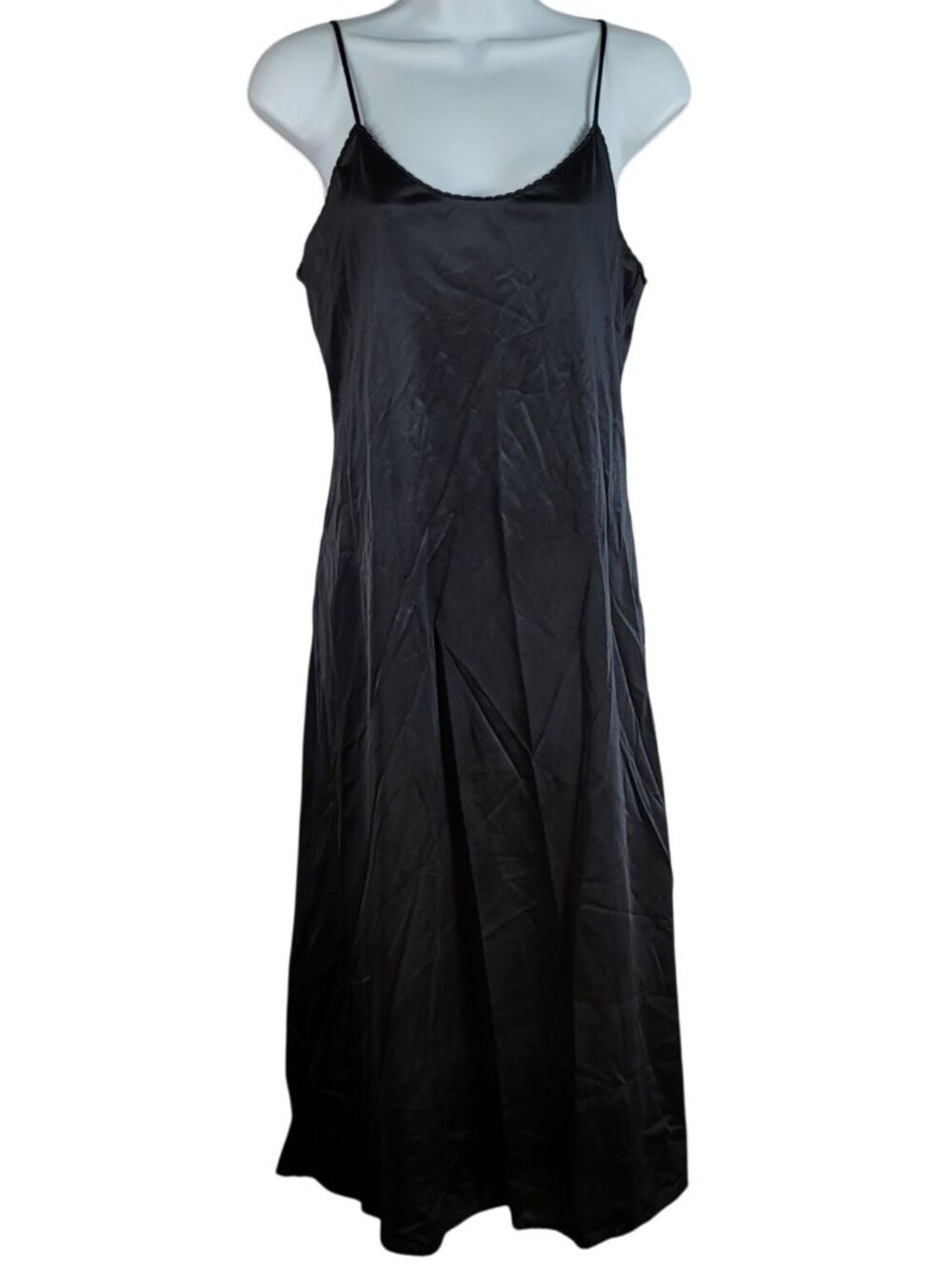 Vassarette Full Length Slip Black Size 36 32" Adj Strap Scoop Scalloped 10-008